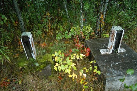 Hiawatha Drive-In Theatre - Screen Foundation (newer photo)